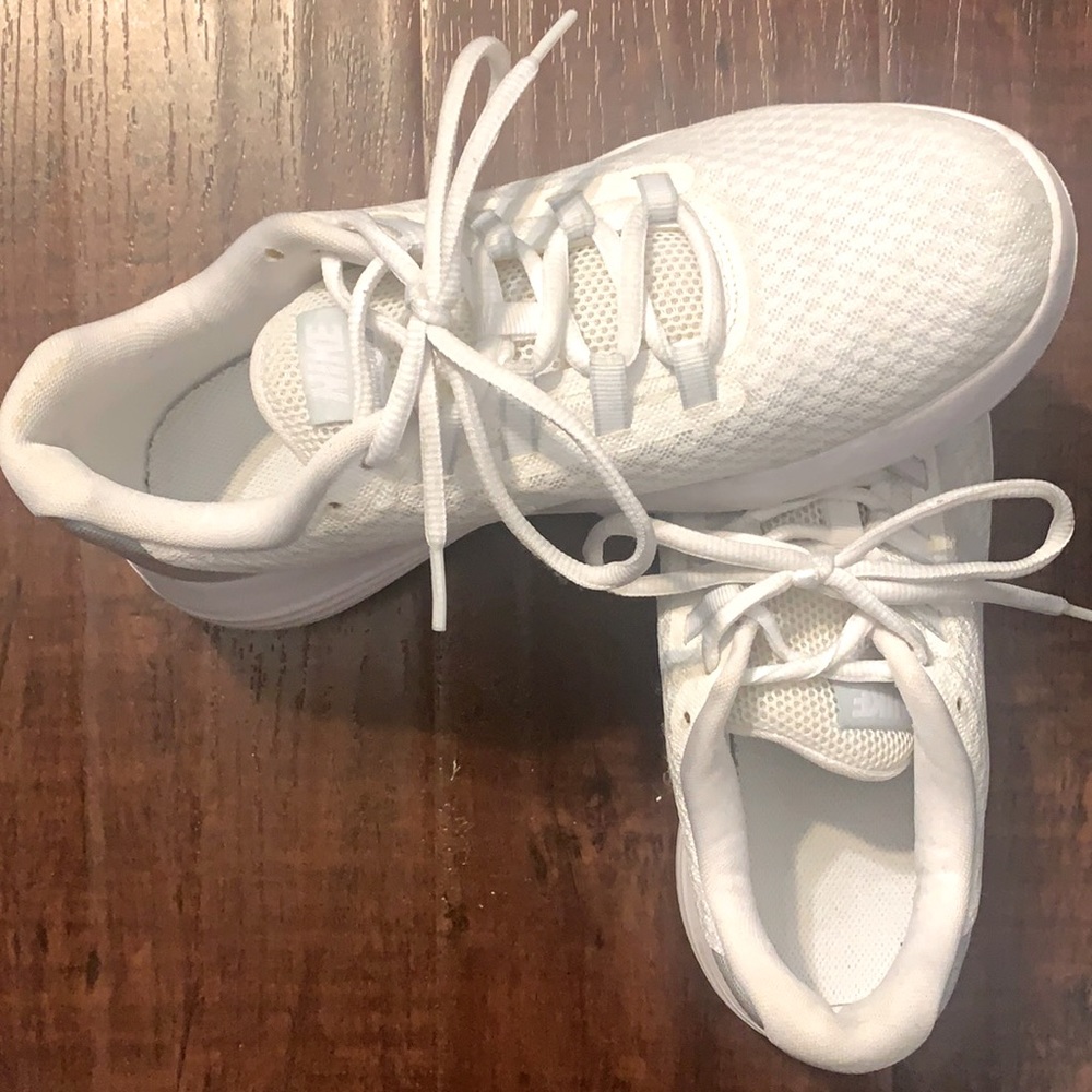 Lunarlon size 8.5 women